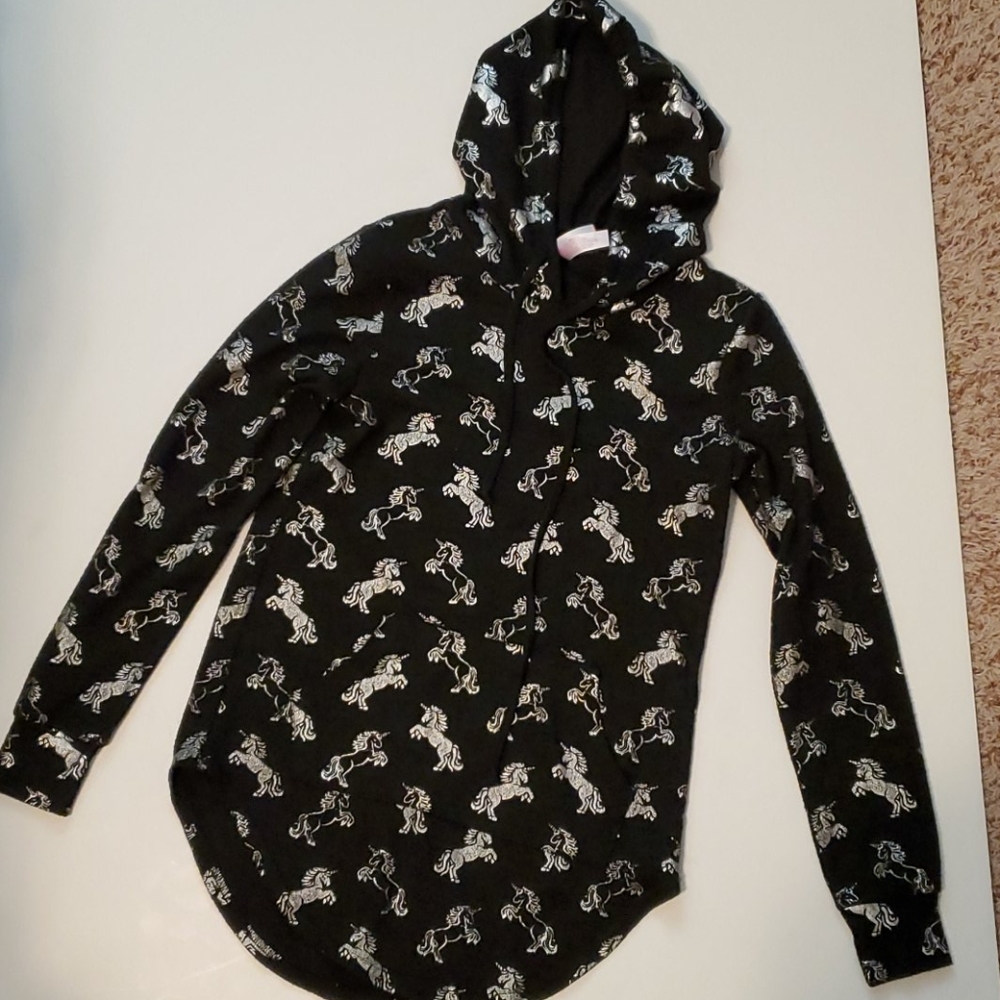 No Boundaries lightweight Hoodie w/ Unicorns